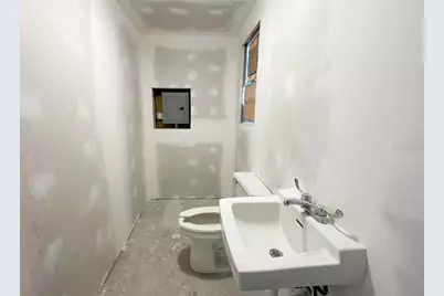 2820 Avenue Of The Americas, Englewood, FL 34224 - Photo 12