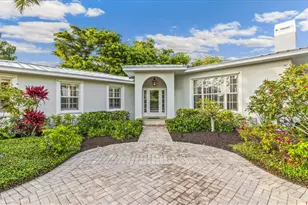 252 Waterways Ave, Boca Grande, FL 33921 - Photo 2