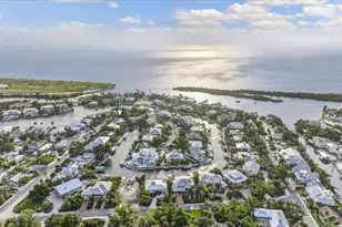 252 Waterways Ave, Boca Grande, FL 33921 - Photo 38