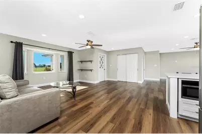 72 Oakland Hills Court, Rotonda West, FL 33947 - Photo 10