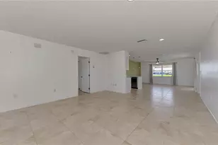 31 Oakland Hills Ct, Rotonda West, FL 33947 - Photo 12