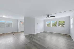 3310 Blue Jay Ln, Englewood, FL 34224 - Photo 4