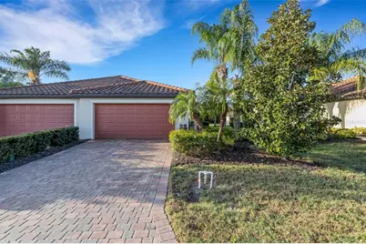6780 Willowshire Way, Bradenton, FL 34212 - Photo 4