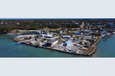 7500 Park Pointe Drive #52, Englewood, FL 34224 - Photo 8