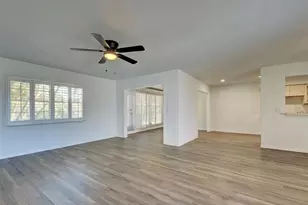 631 Foxwood Blvd, Englewood, FL 34223 - Photo 8