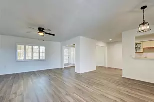 631 Foxwood Blvd, Englewood, FL 34223 - Photo 6