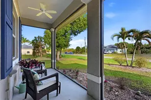 423 Albatross Rd, Rotonda West, FL 33947 - Photo 4