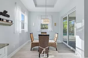 423 Albatross Rd, Rotonda West, FL 33947 - Photo 10