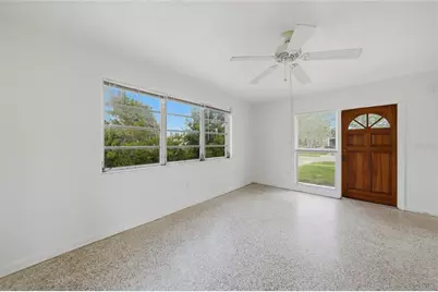 21035 Glendale Avenue, Port Charlotte, FL 33952 - Photo 10