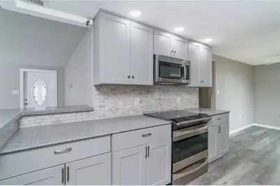 130 Crestview Drive, Englewood, FL 34223 - Photo 12