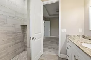 106 Smallwood Rd, Rotonda West, FL 33947 - Photo 20