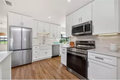 9 Oakland Hills Court, Rotonda West, FL 33947 - Photo 4