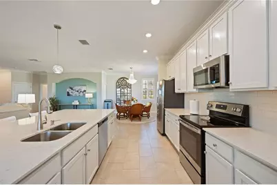 10817 Tarflower Drive #201, Venice, FL 34293 - Photo 12