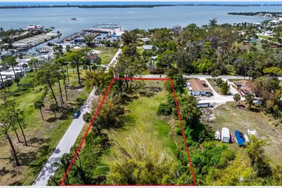 Pineapple Street, Englewood, FL 34223 - Photo 2