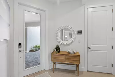 18679 Dayspring Place, Venice, FL 34293 - Photo 4