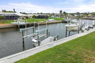35 Oakwood Dr N, Englewood, FL 34223 - Photo 36
