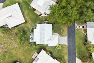 35 Oakwood Dr N, Englewood, FL 34223 - Photo 42