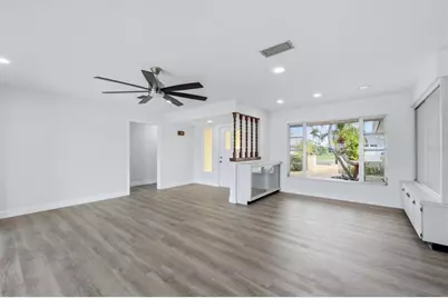 58 Windsor Drive, Englewood, FL 34223 - Photo 6