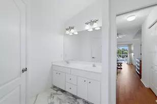 300 Baytree Dr, Rotonda West, FL 33947 - Photo 24