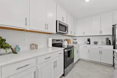 17570 Opal Sand Drive #302, Venice, FL 34293 - Photo 6