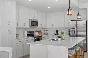 17570 Opal Sand Dr, Venice, FL 34293 - Photo 8