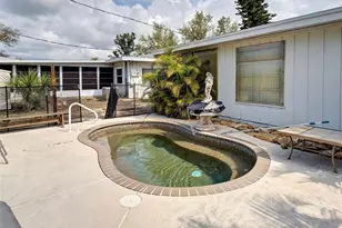 35 Hillcrest Dr, Englewood, FL 34223 - Photo 26