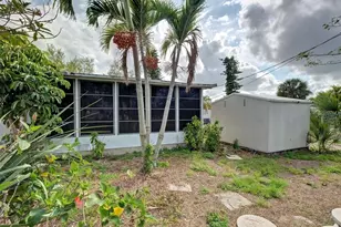 25 Hillcrest Dr, Englewood, FL 34223 - Photo 8