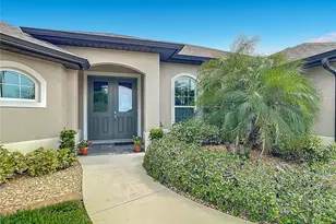 239 Broadmoor Ln, Rotonda West, FL 33947 - Photo 2