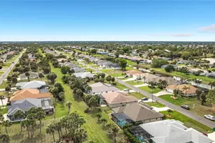 239 Broadmoor Ln, Rotonda West, FL 33947 - Photo 44