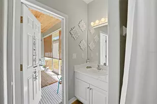 10249 Bay Ave, Englewood, FL 34224 - Photo 26