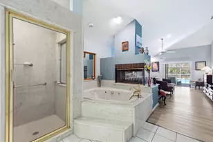 1711 Bayshore Dr, Englewood, FL 34223 - Photo 18