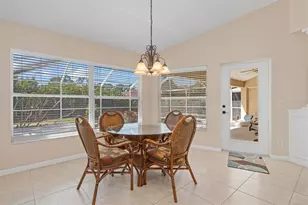 10123 Topsail Ave, Englewood, FL 34224 - Photo 12