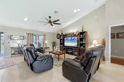 827 Rotonda Circle, Rotonda West, FL 33947 - Photo 6