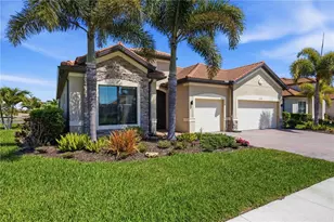 10744 Tarflower Dr, Venice, FL 34293 - Photo 2