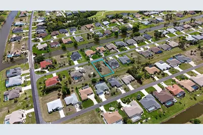 9 Long Meadow Lane, Rotonda West, FL 33947 - Photo 2