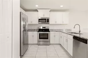 1317 NE 2nd Ave, Cape Coral, FL 33909 - Photo 4