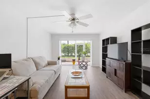 3900 Roxane Blvd, Sarasota, FL 34235 - Photo 8