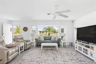 202 Caddy Rd, Rotonda West, FL 33947 - Photo 8