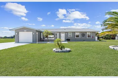 202 Caddy Road, Rotonda West, FL 33947 - Photo 2