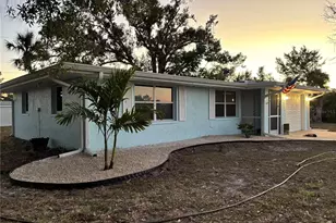 231 Lakeview Ln, Englewood, FL 34223 - Photo 40