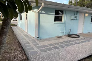 231 Lakeview Ln, Englewood, FL 34223 - Photo 36