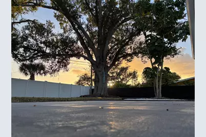 231 Lakeview Lane, Englewood, FL 34223 - Photo 34