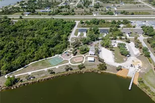 10401 Sunday Dr, Port Charlotte, FL 33981 - Photo 92