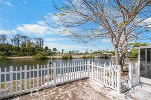 1030 Drury Ln, Englewood, FL 34224 - Photo 32