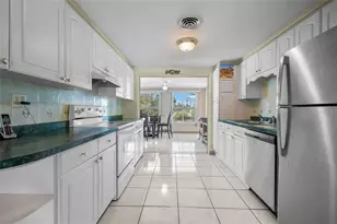 1030 Drury Ln, Englewood, FL 34224 - Photo 6