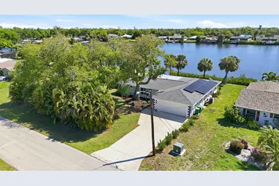 4128 Gingold Street, Port Charlotte, FL 33948 - Photo 4