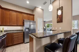 1000 Topelis Dr, Englewood, FL 34223 - Photo 18