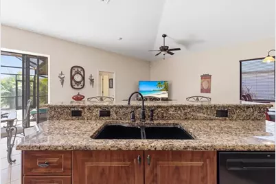 19 Medalist Way, Rotonda West, FL 33947 - Photo 14