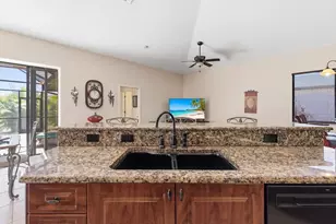 19 Medalist Way, Rotonda West, FL 33947 - Photo 14