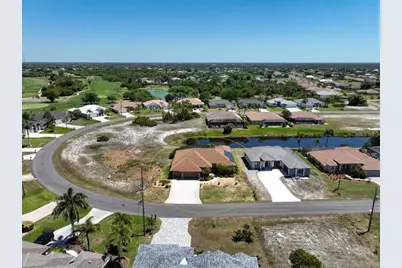 19 Medalist Way, Rotonda West, FL 33947 - Photo 12